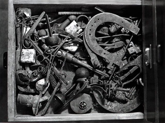 metal items found in the cremated ashes