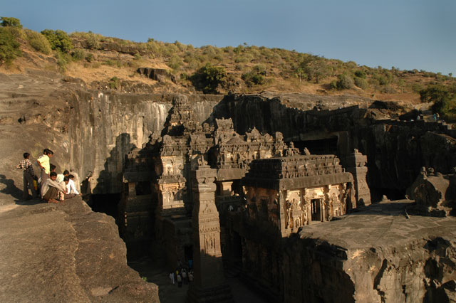 ellora caves, Kailash Biggest monolith in the world